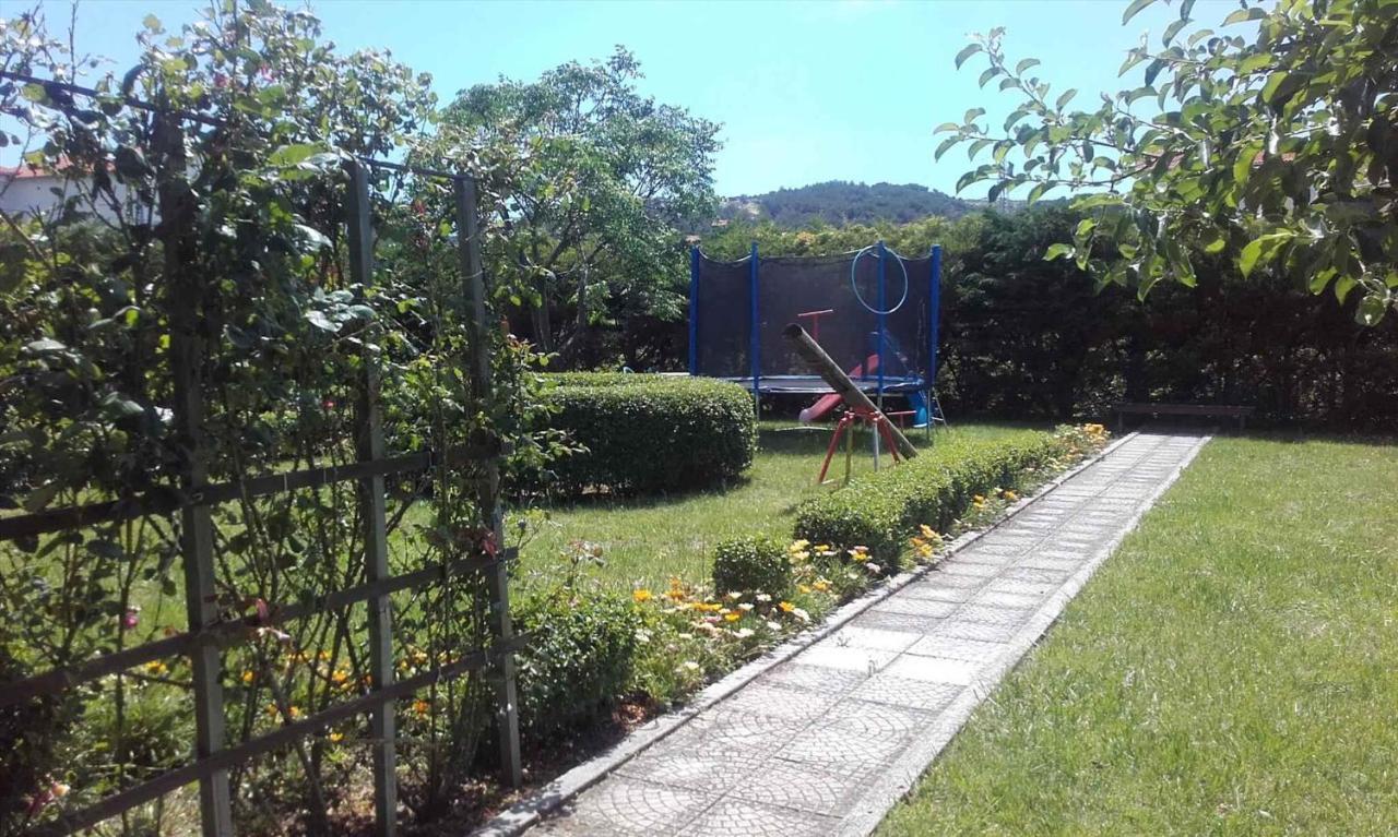 Apartment In Lopar/Insel Rab 17739 Bagian luar foto